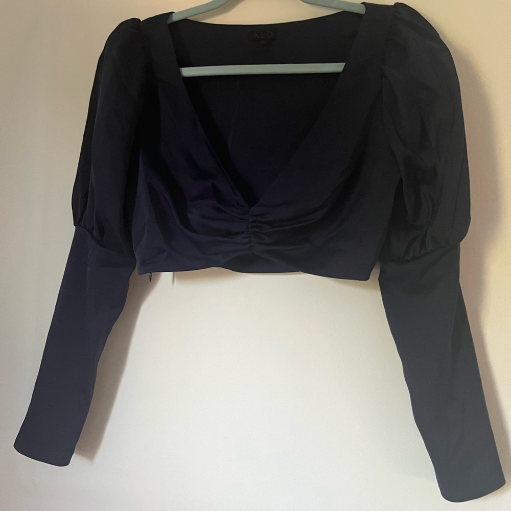 Revolve top - Picture 2 of 5
